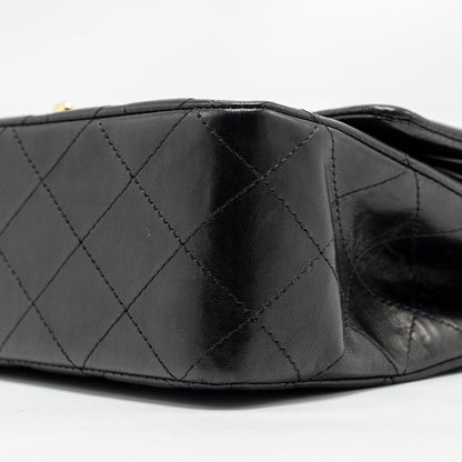 Chanel Medium Classic Double Flap Bag lambskin black