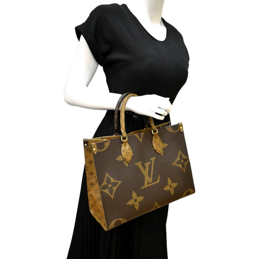 LOUIS VUITTON Onthego MM Giant Monogram Reverse Canvas Tote Shoulder Bag Brown