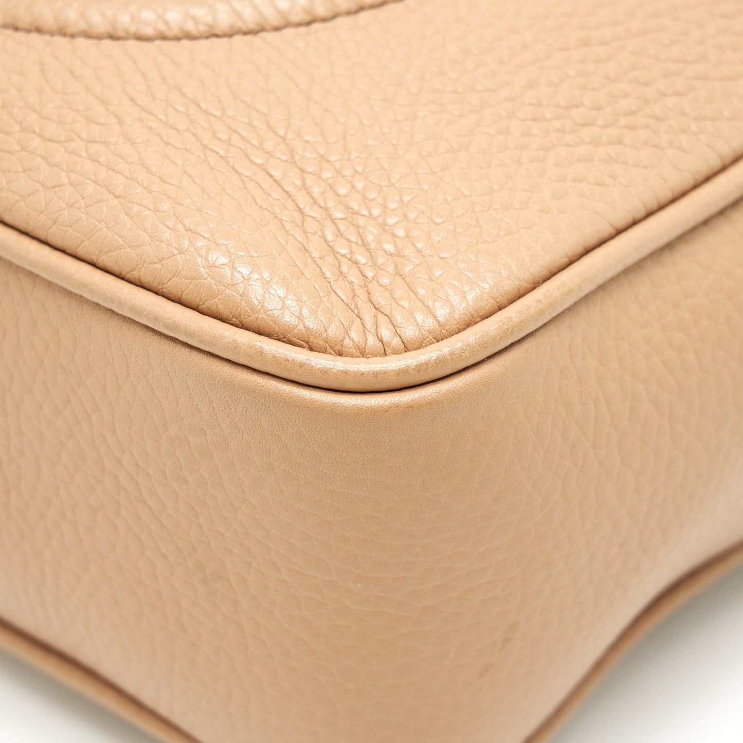 GUCCI DISCO CAMERA BAG IN BEIGE