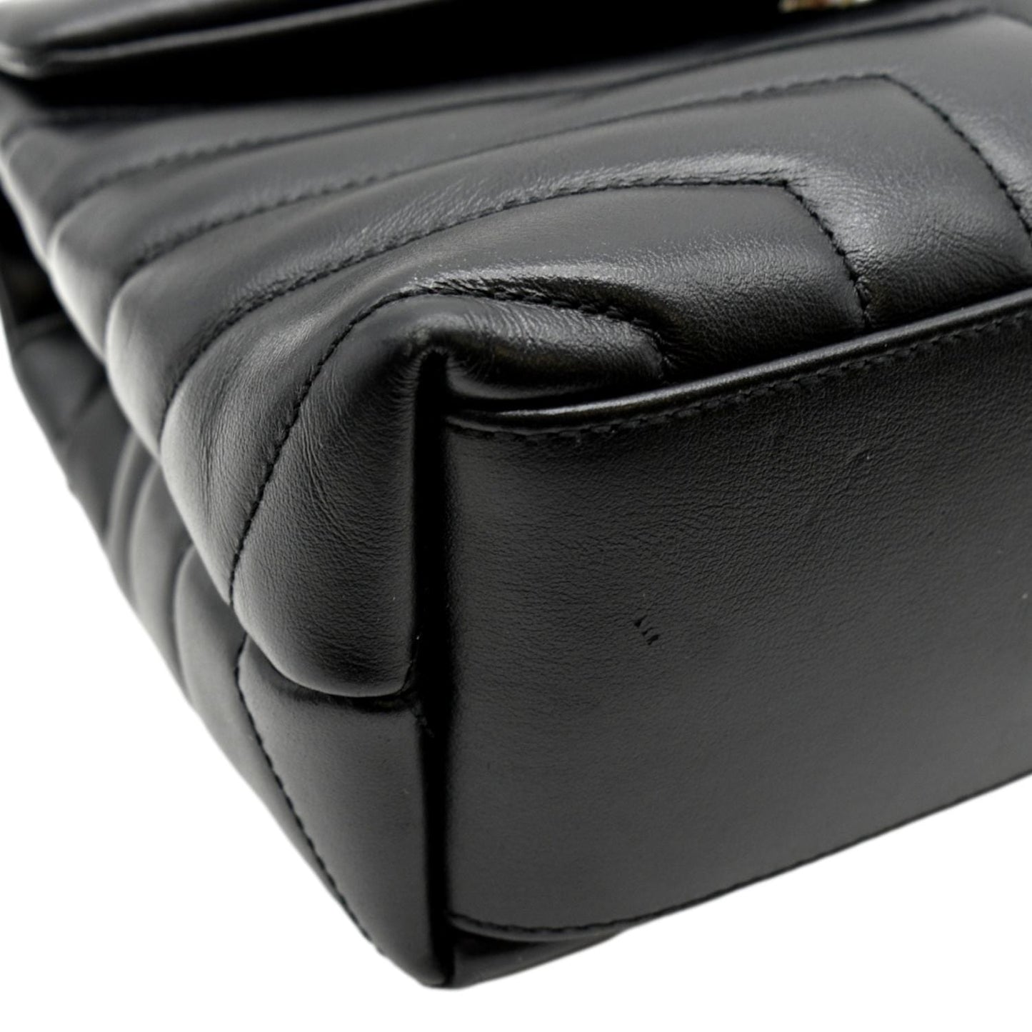 YVES SAINT LAURENT Loulou Small Matelasse Leather Chain Shoulder Bag Black