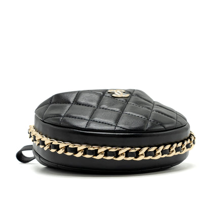 Chanel 23C round Clutch lambskin black  (microchip)