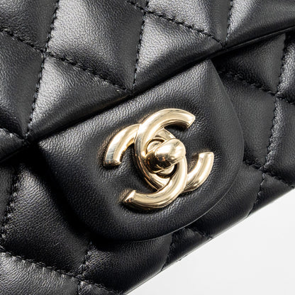 Chanel Mini Square Flap Bag Lambskin Black L (microchip)