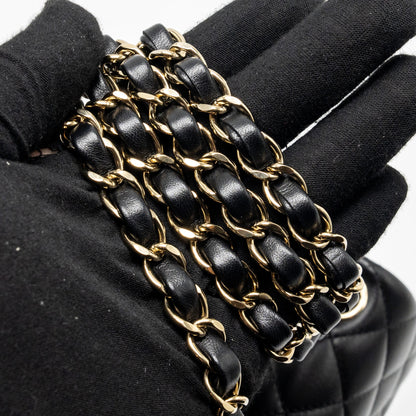Chanel Mini Square Flap Bag Lambskin Black L (microchip)