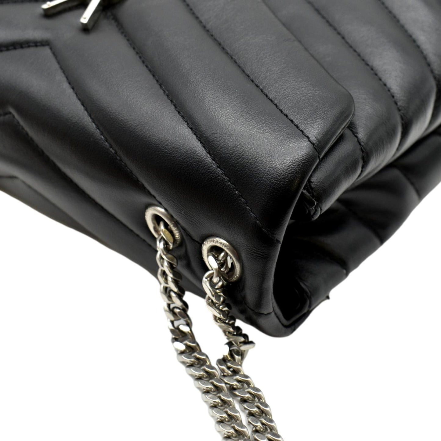 YVES SAINT LAURENT Loulou Small Matelasse Leather Chain Shoulder Bag Black