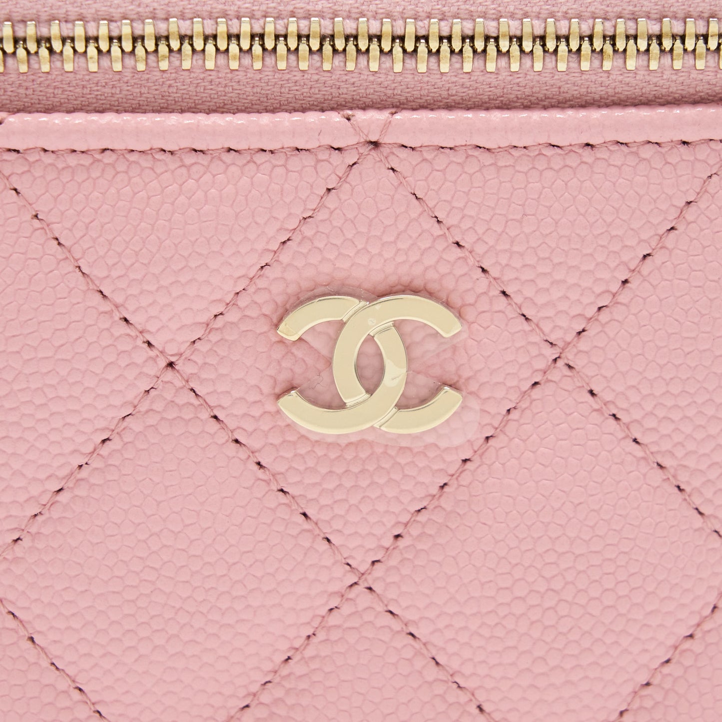 Chanel 22C Mini Vanity With Chain Caviar Pink L