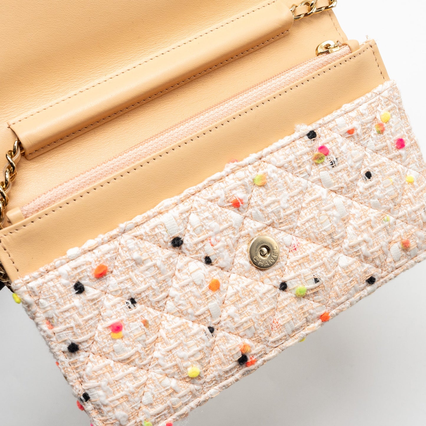 Chanel 19s Wallet On Chain/O Mini Bag Tweed Multicolour L