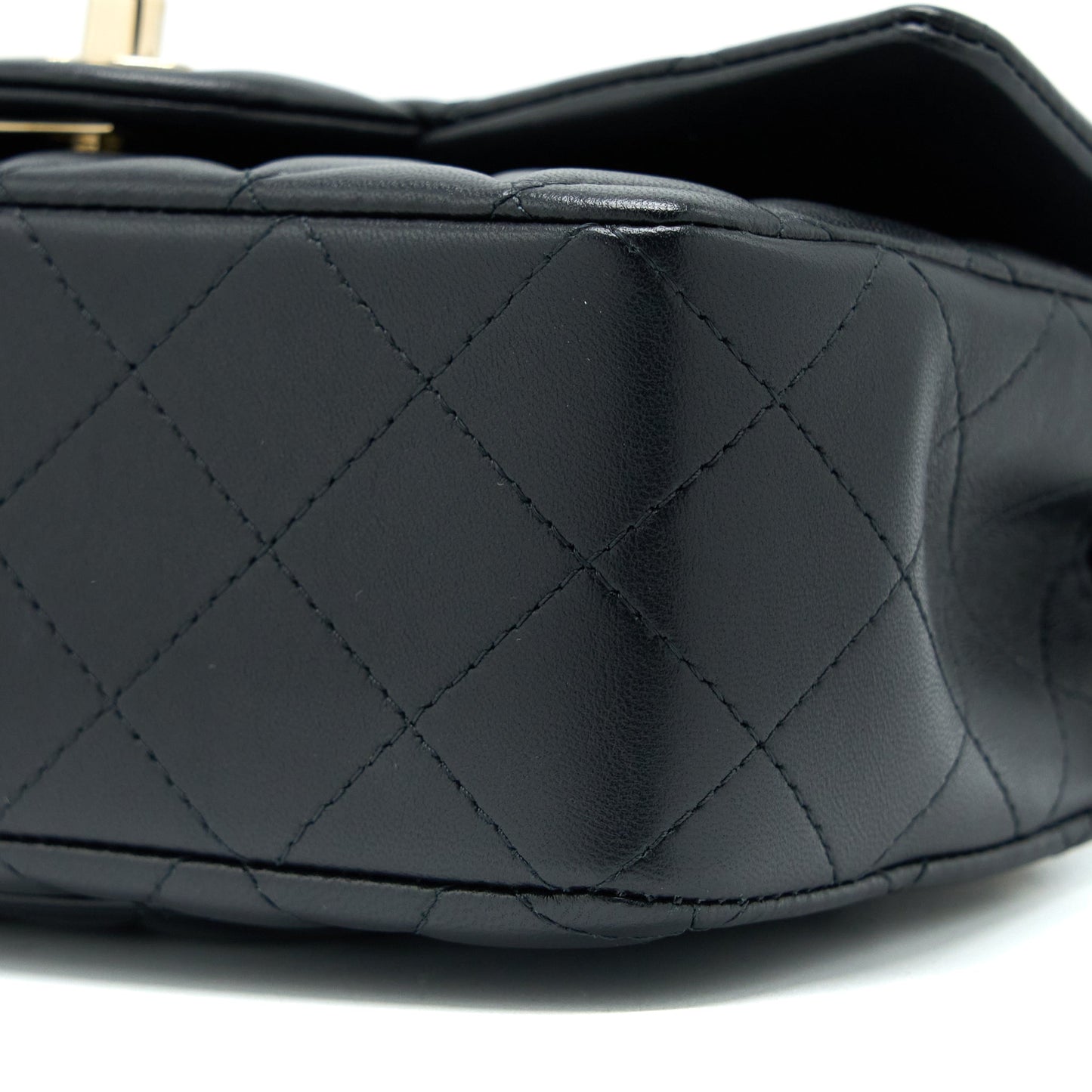 Chanel Top Handle Mini Rectangular Flap Bag Lambskin Black L (Microchip)