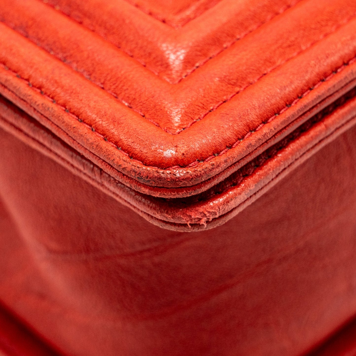Chanel Medium Boy bag lambskin red ruthenium