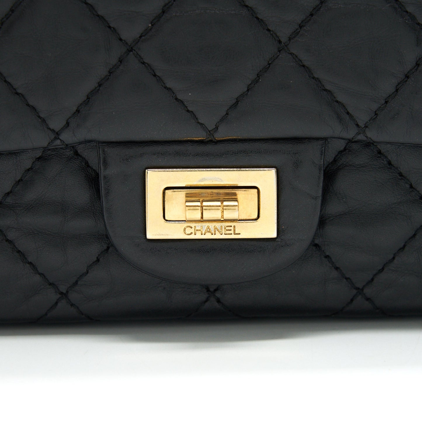 CHANEL 2.55 226 Reissue Flap Bag Aged Calfskin in Black