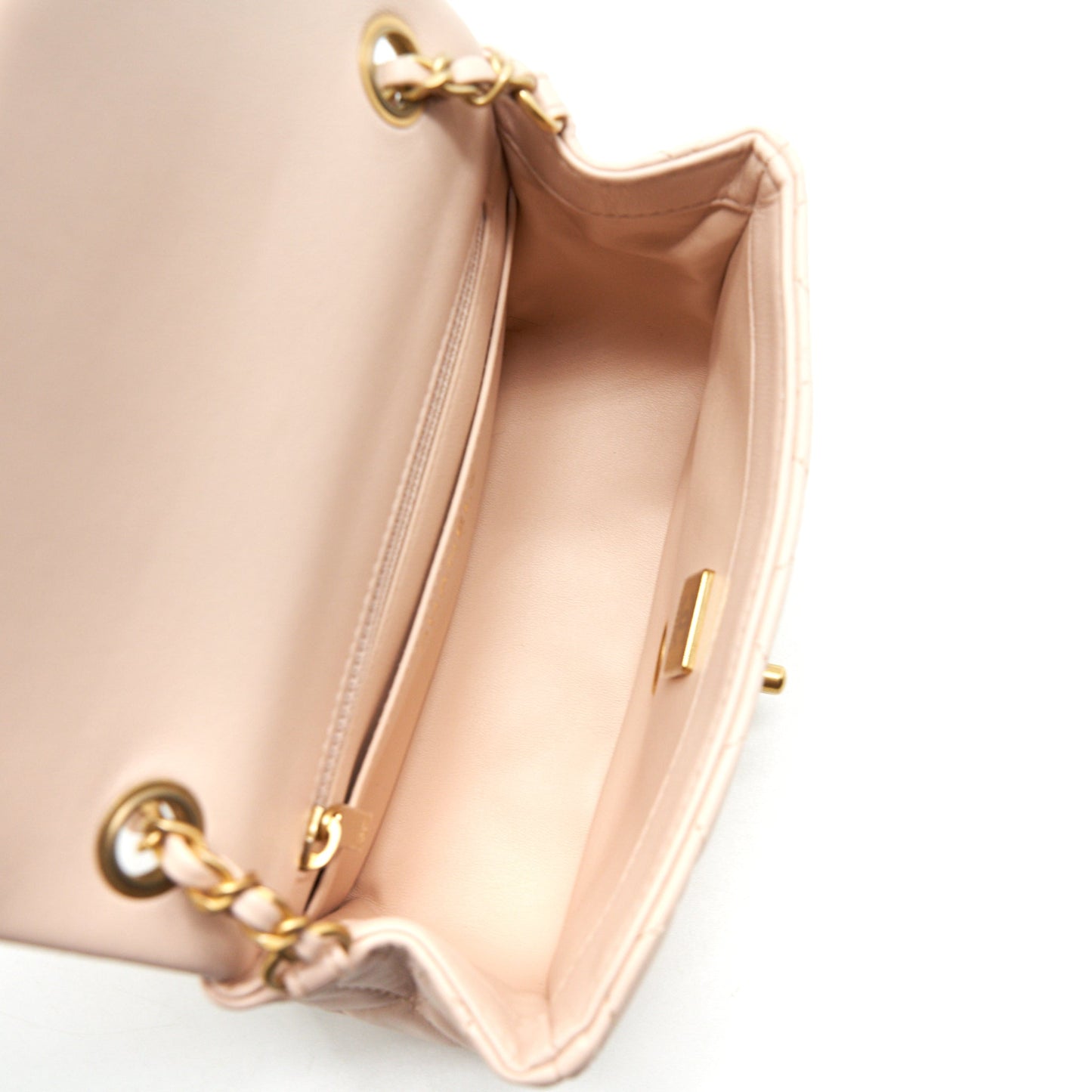 Chanel 22C Pearl Crush Mini Square Flap bag Lambskin Light Pink