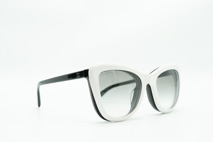 Chanel Magnetic Clip On Sunglasses Black/White