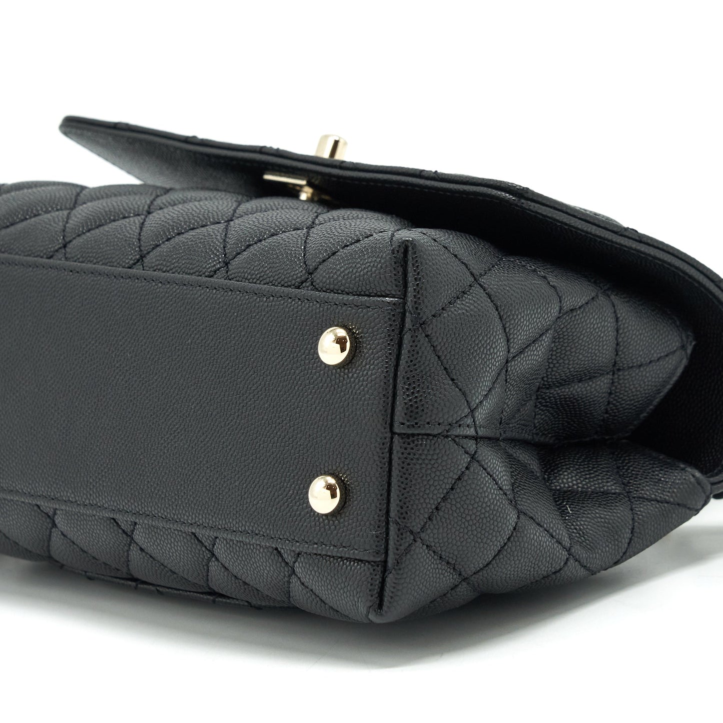 Chanel 22P Small Coco Handle Caviar Black L