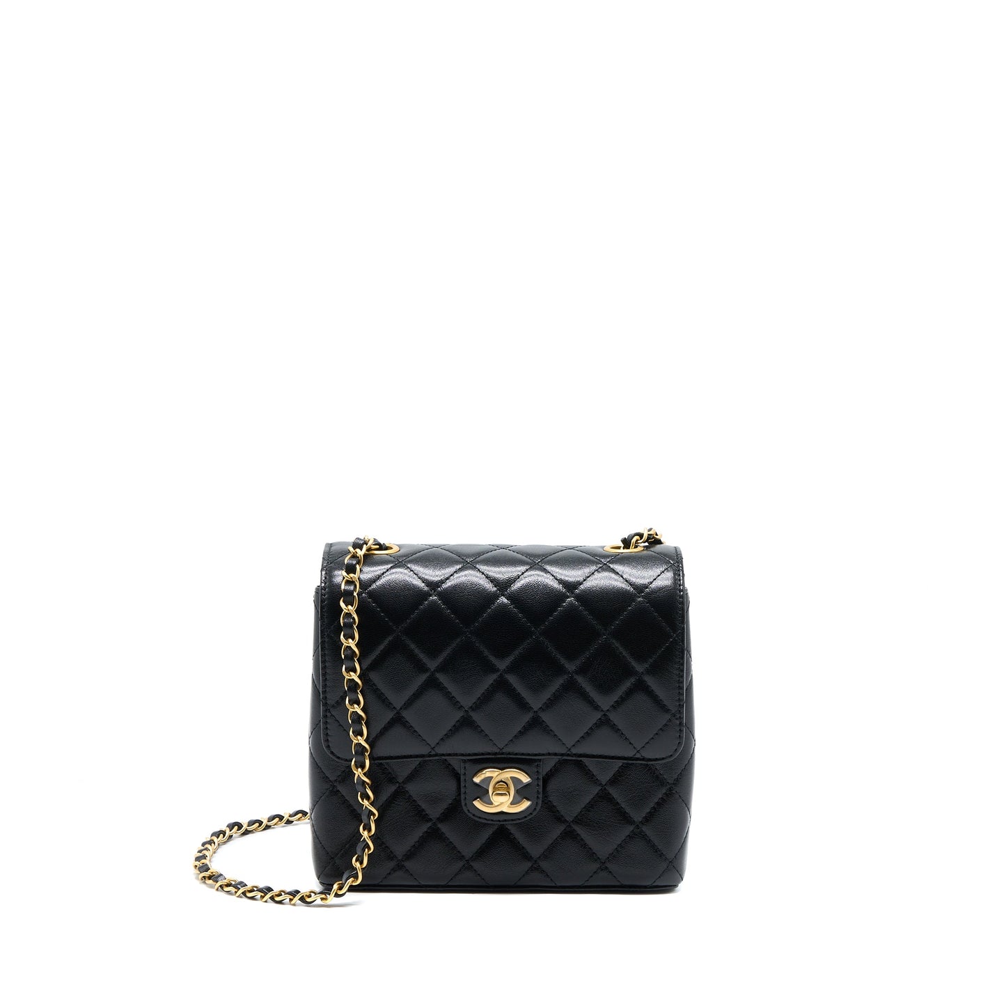 Chanel 22K Retro Classic New Square Flap Bag Goatskin Black with  (Microchip)