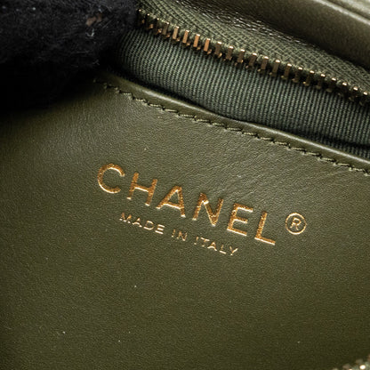 Chanel 22k Hobo Bag Lambskin Green  (microchip)