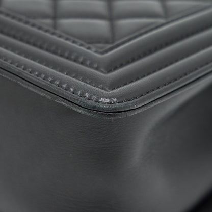 Chanel medium boy black Lambskin Ruthenium