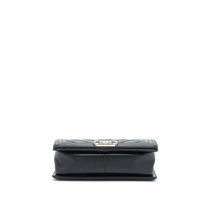 Chanel Medium Boy Chevron Lambskin Black/Silver