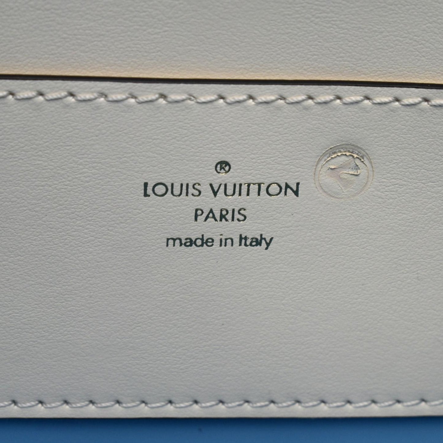 LOUIS VUITTON Pont 9 Calfskin Leather Shoulder Bag Creme
