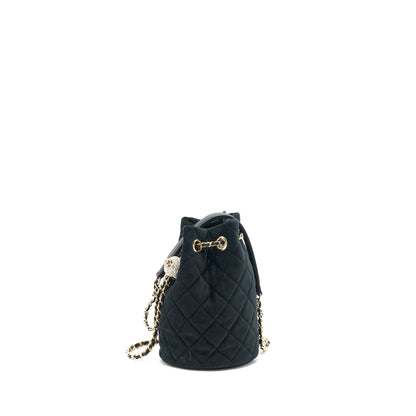 Chanel Pearl Crush On Chain Mini Bucket Velvet Black L