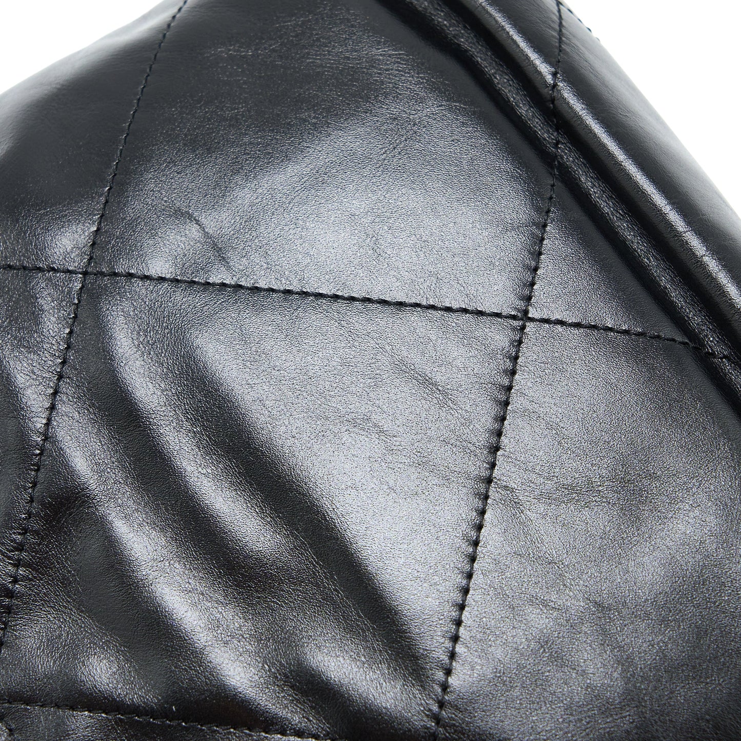 Chanel Mini 22 Bag Shiny Calfskin Black Brushed  (Microchip)
