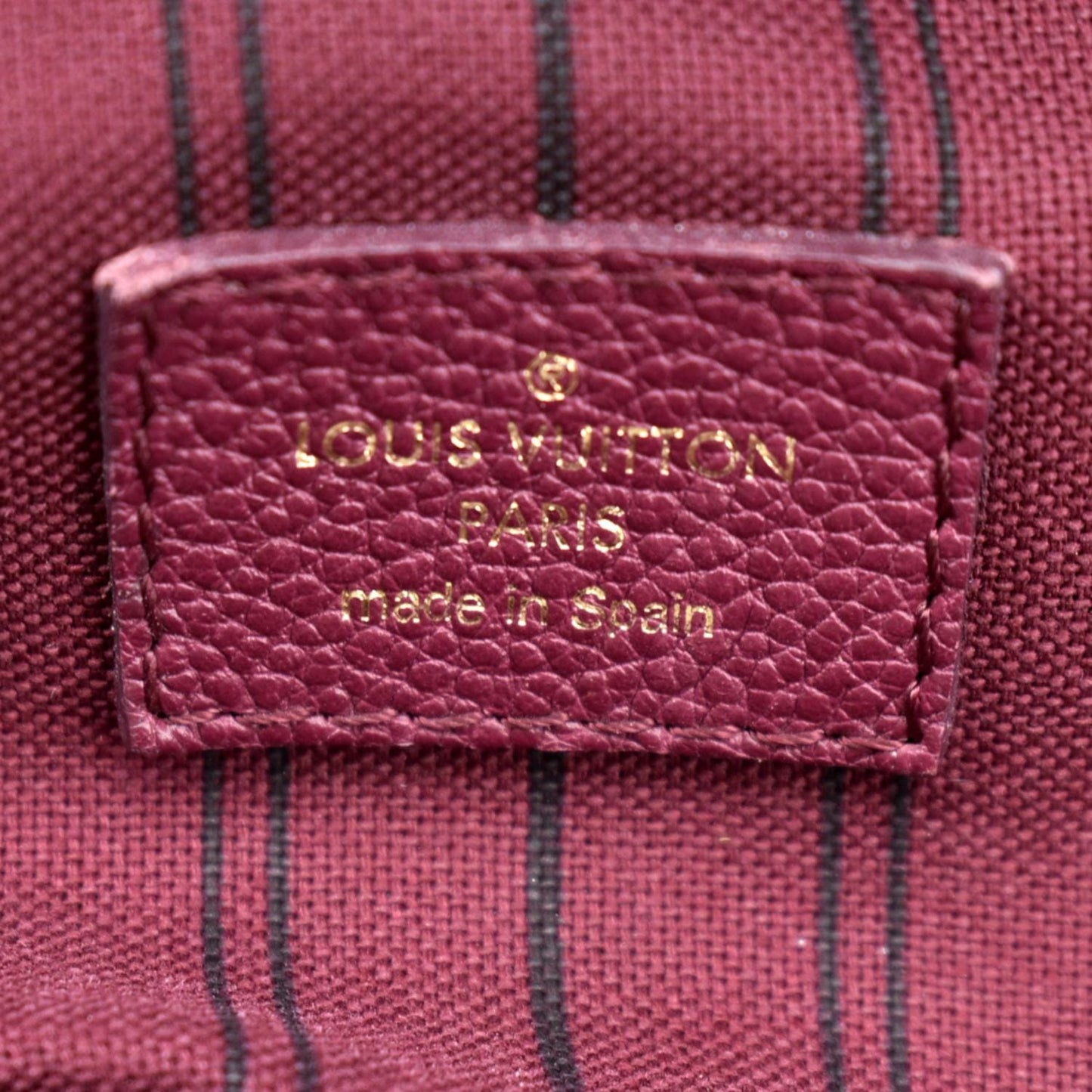 LOUIS VUITTON Artsy MM Empreinte Leather Hobo Bag Plum