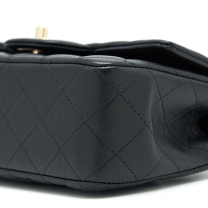 Chanel 21K top handle mini Rectangular flap Bag Black L