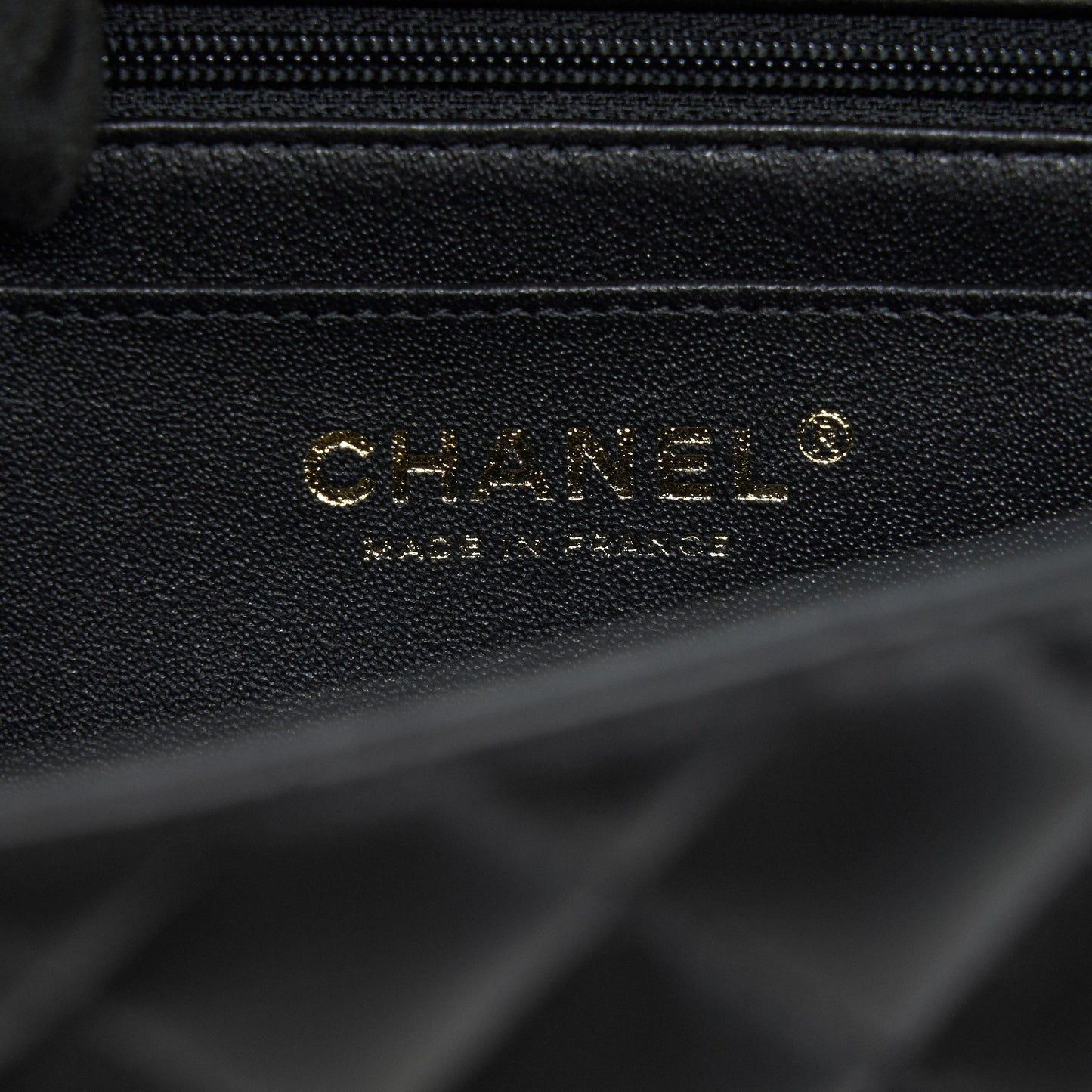 Chanel 21K top handle mini Rectangular flap Bag Black L