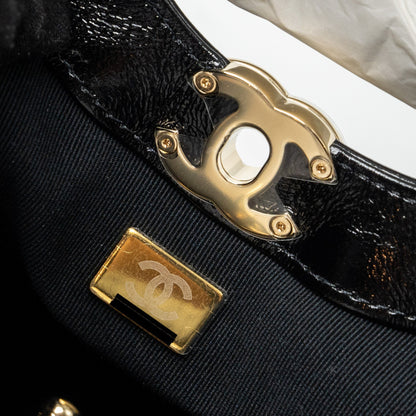 Chanel 24S Mini 31 Bag shiny Lambskin black  (microchip)