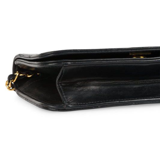 Chanel Vintage Wallet On Chain