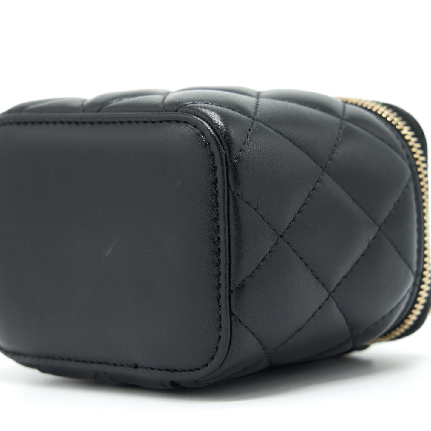 Chanel Pearl Crush Mini Vanity Case Lambskin Black