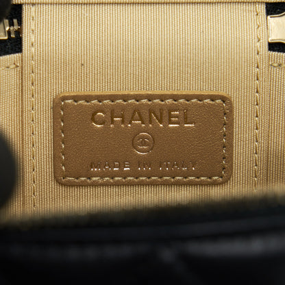 Chanel Pearl Crush Mini Vanity Case Lambskin Black