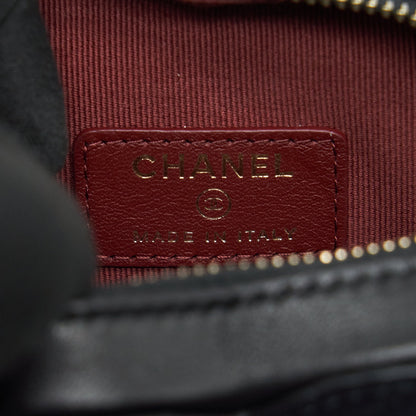 Chanel 22S Heart Belt Bag Lambskin Black L