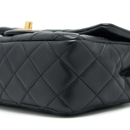 Chanel 22C pearl Crush Mini rectangular Flap Bag Lambskin Black