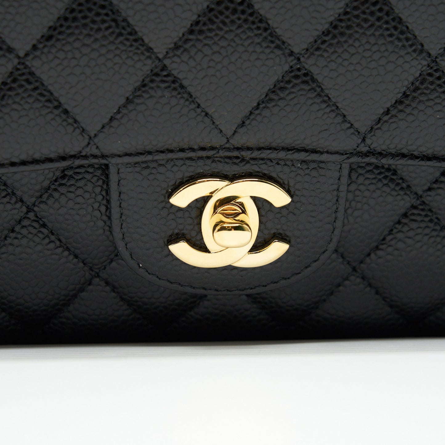 Chanel Medium Classic Double Flap Caviar in Black