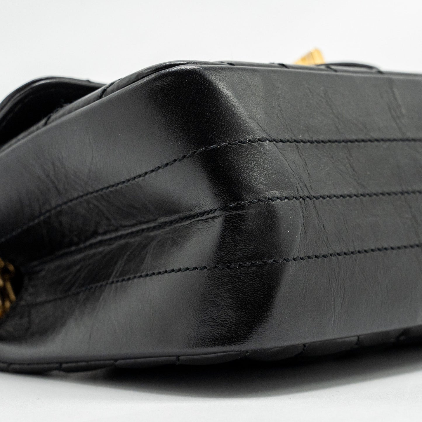 Chanel Mini 2.55 Reissue Chevron Calfskin BLACK  (Microchip)