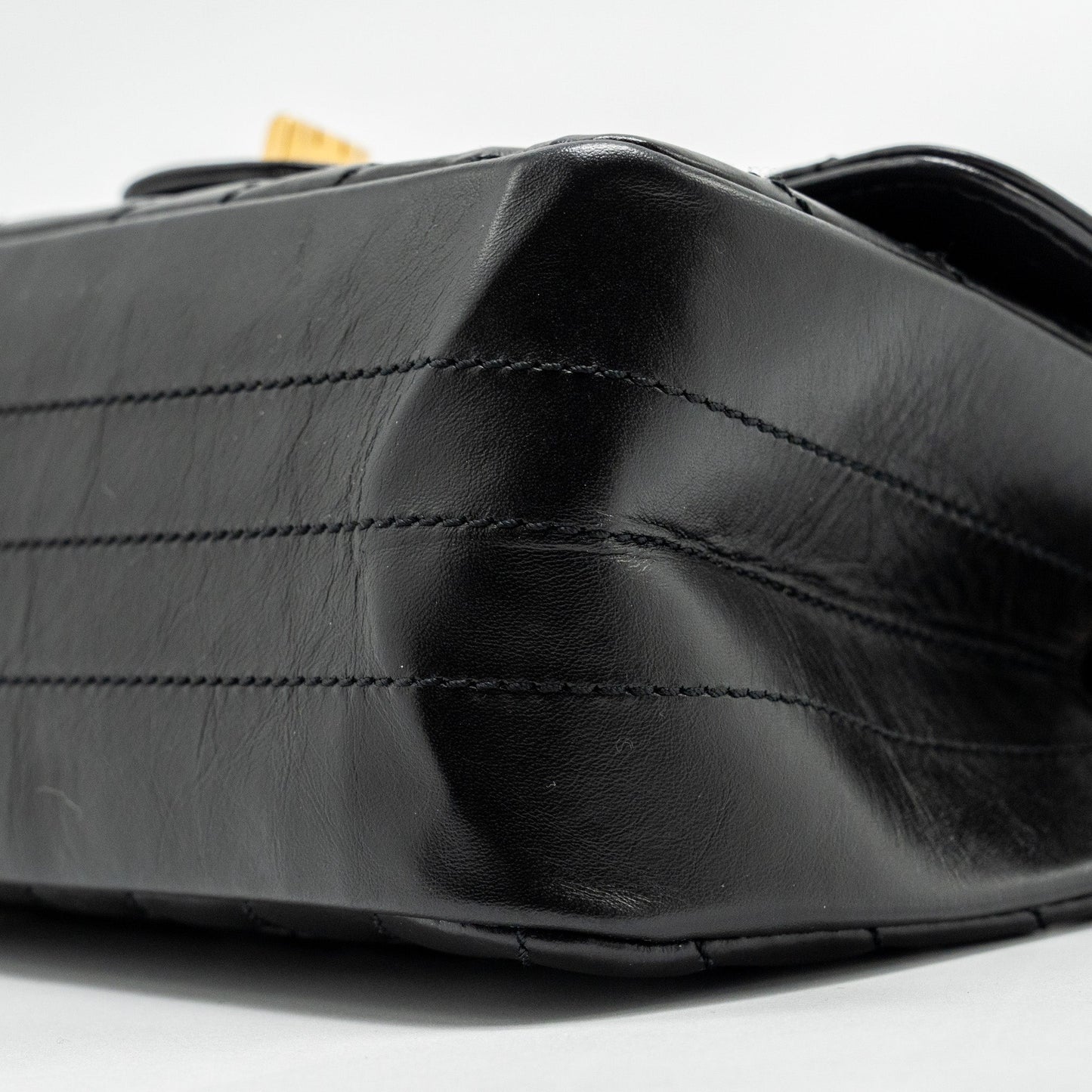Chanel Mini 2.55 Reissue Chevron Calfskin BLACK  (Microchip)