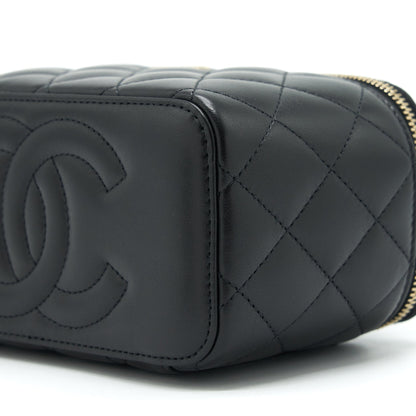 Chanel 22A Mini Top Handle Long Vanity With Chain Lambskin Black L (Microchip)