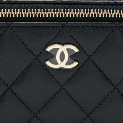Chanel 22A Mini Top Handle Long Vanity With Chain Lambskin Black L (Microchip)