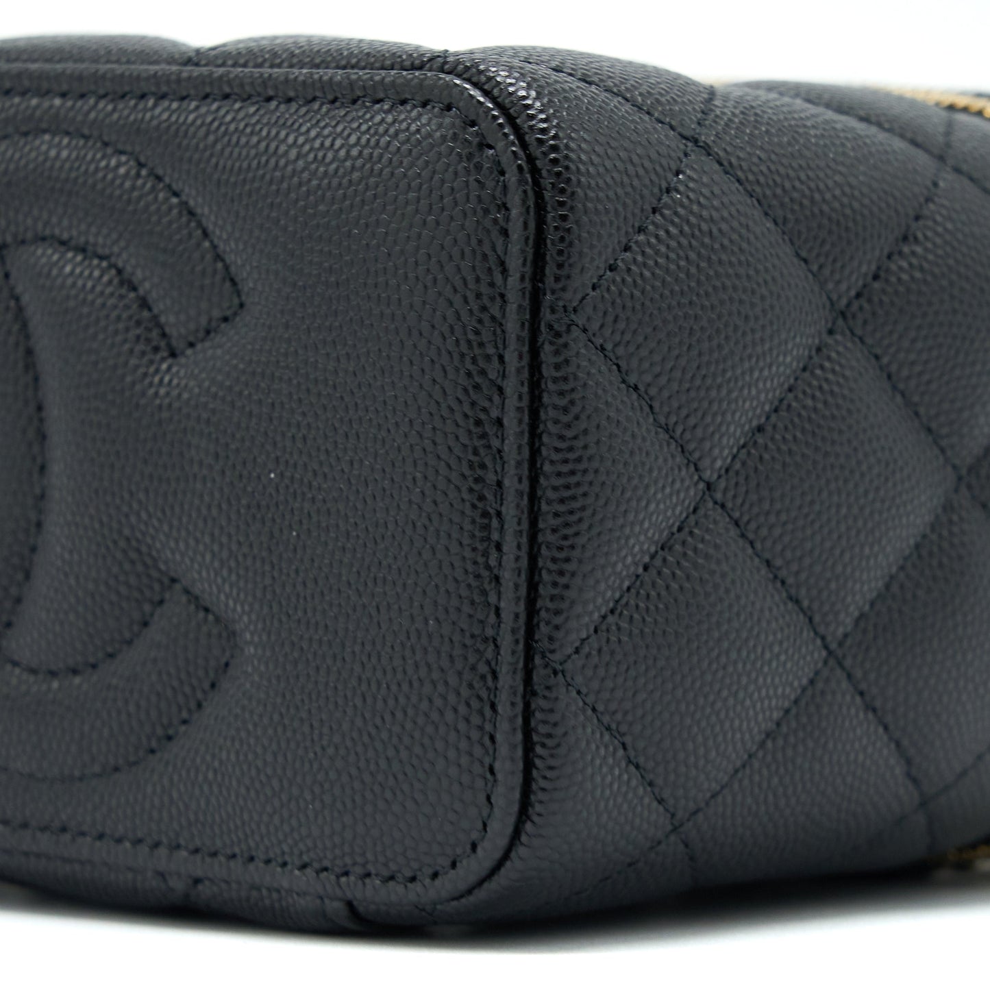 Chanel Long Vanity with Chain Caviar Black L (Microchip)