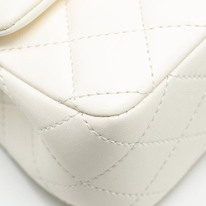 Chanel 23C pearl crush mini rectangular flap bag lambskin white L (microchip)