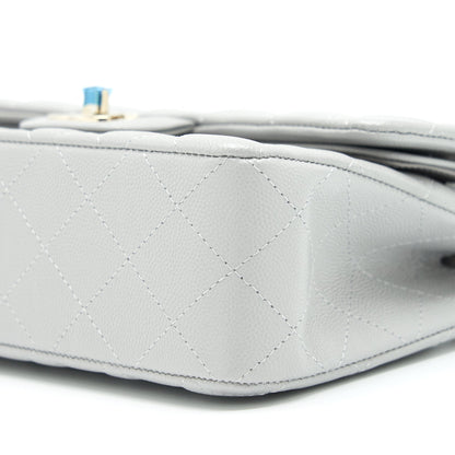Chanel 21A Small Classic Double Flap Bag Caviar NC634 Light Grey L