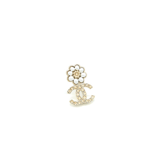 Chanel Camellia CC Logo Earrings Pearl/Crystal Light Gold Tone