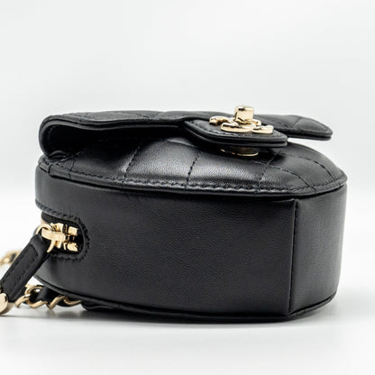 Chanel 22S Heart Belt Bag Lambskin Black L