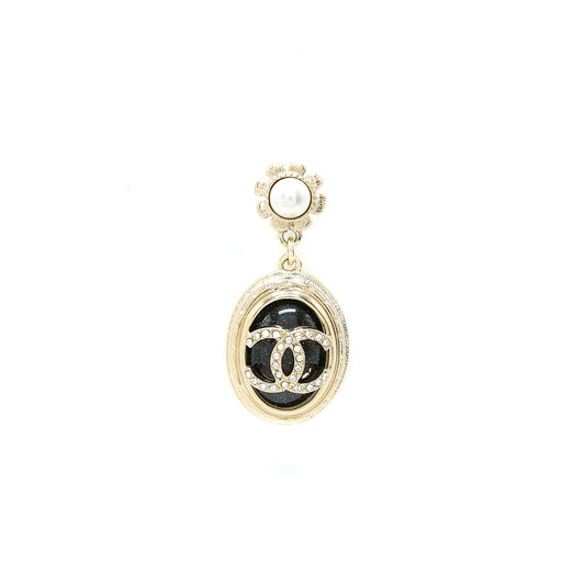 Chanel Round CC Logo Dropped  Black Crystal/Pearl Light Gold Tone