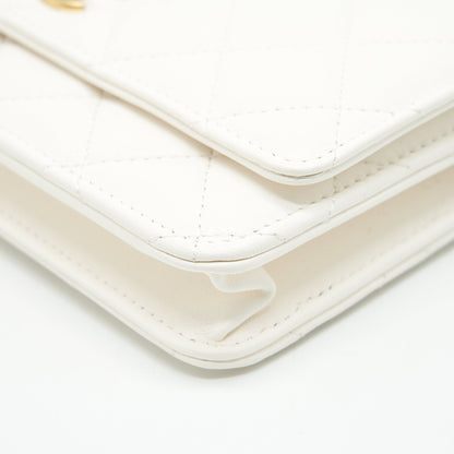 Chanel Pearl Crush Wallet on Chain White