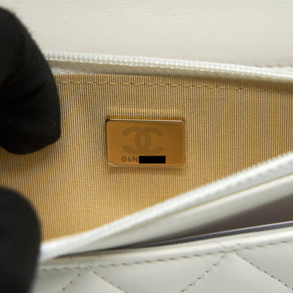 Chanel Pearl Crush Wallet on Chain White