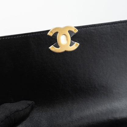 Chanel 24C gold crush flap bag calfskin black  (microchip)