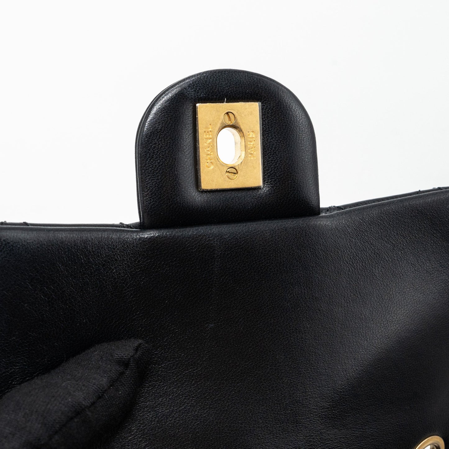 chanel pearl crush mini square flap bag lambskin black  (microchip)
