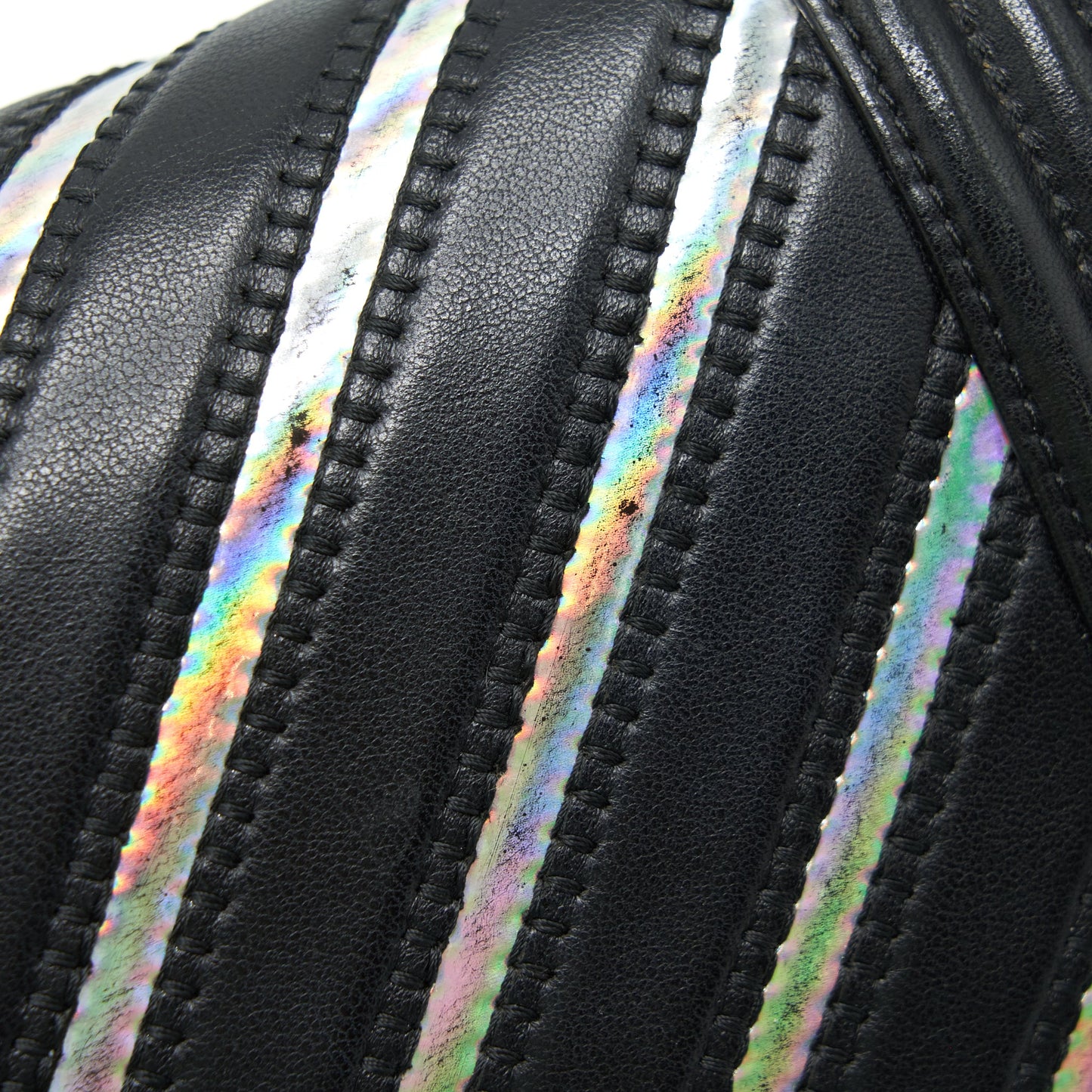 Chanel Medium Boy Chevron Lambskin Black/Silver