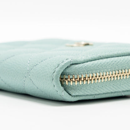 Chanel Zip Card Holder Caviar Light Green L