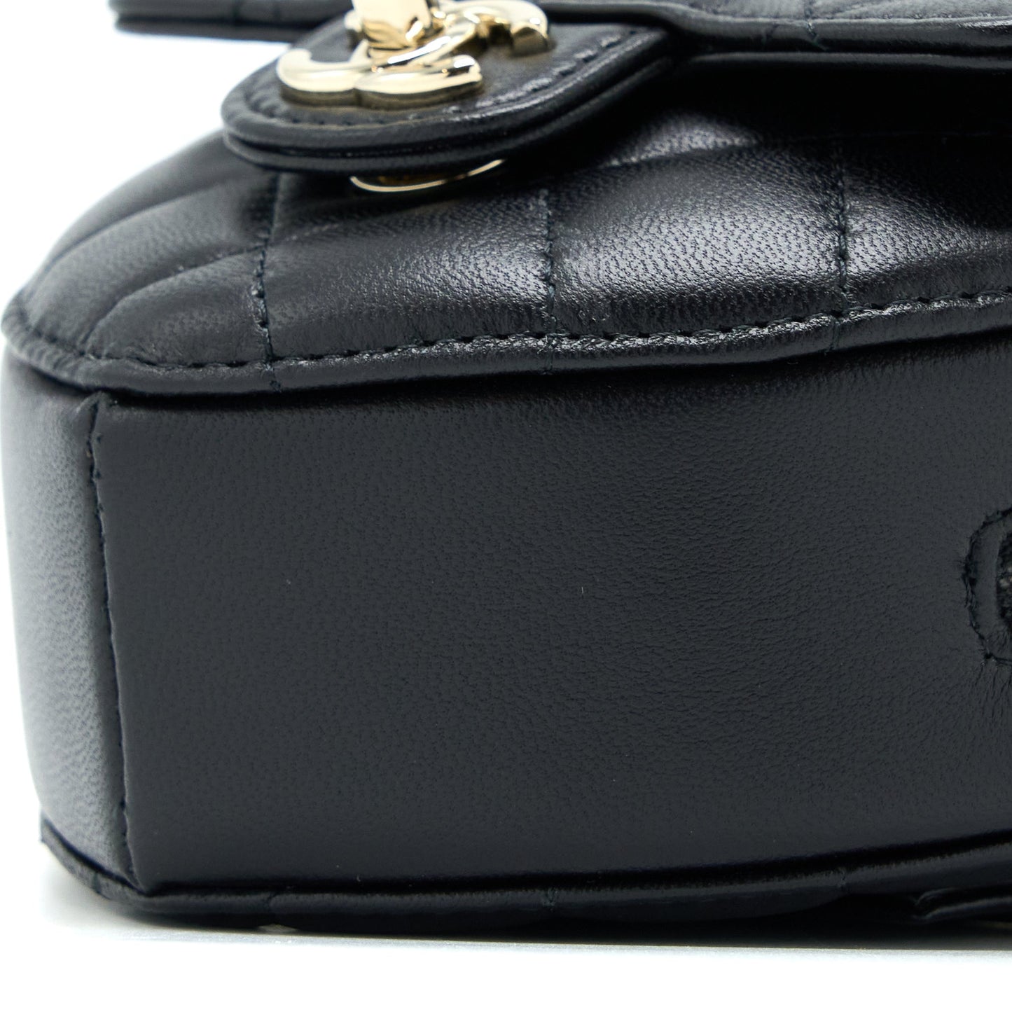 CHANEL 22S Heart Belt Bag Lambskin Black L